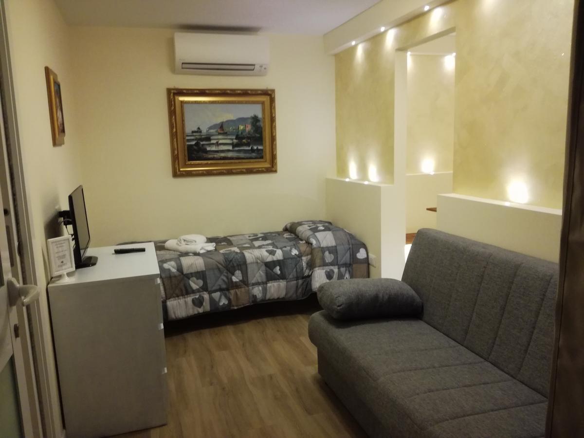 Appartamento Villa Elison Lazise Dış mekan fotoğraf
